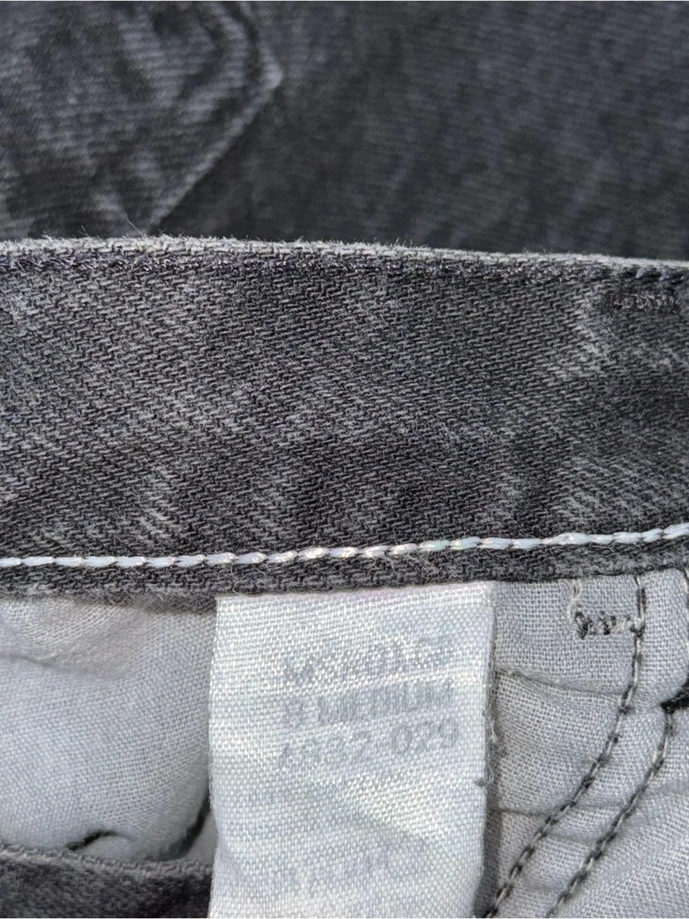 Vintage 90s Wrangler for Women Black Denim High Rise Taper Ankle Mom Jeans Sz 8